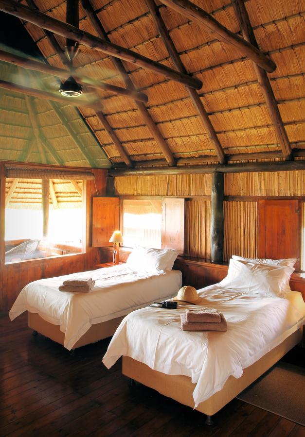Nkwazi Lake Lodge Pongola Exterior photo