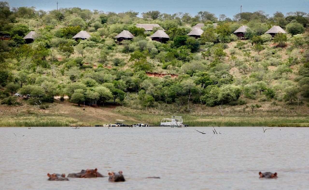 Nkwazi Lake Lodge Pongola Exterior photo